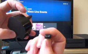 How-To-Charge-Xbox-One-Controller-Without-Batteries