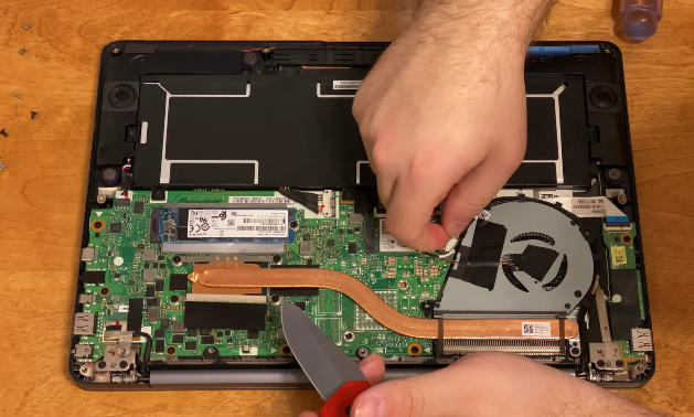 Changing The Laptop Fan
